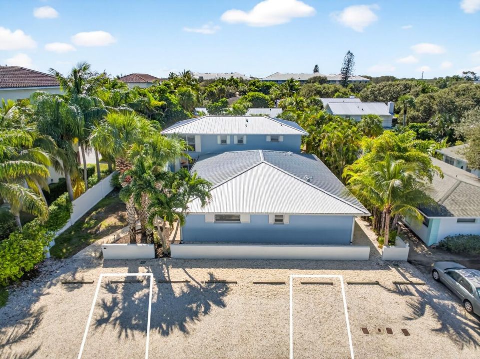 待售: $650,000 (2 贝兹, 2 浴室, 1300 平方英尺)