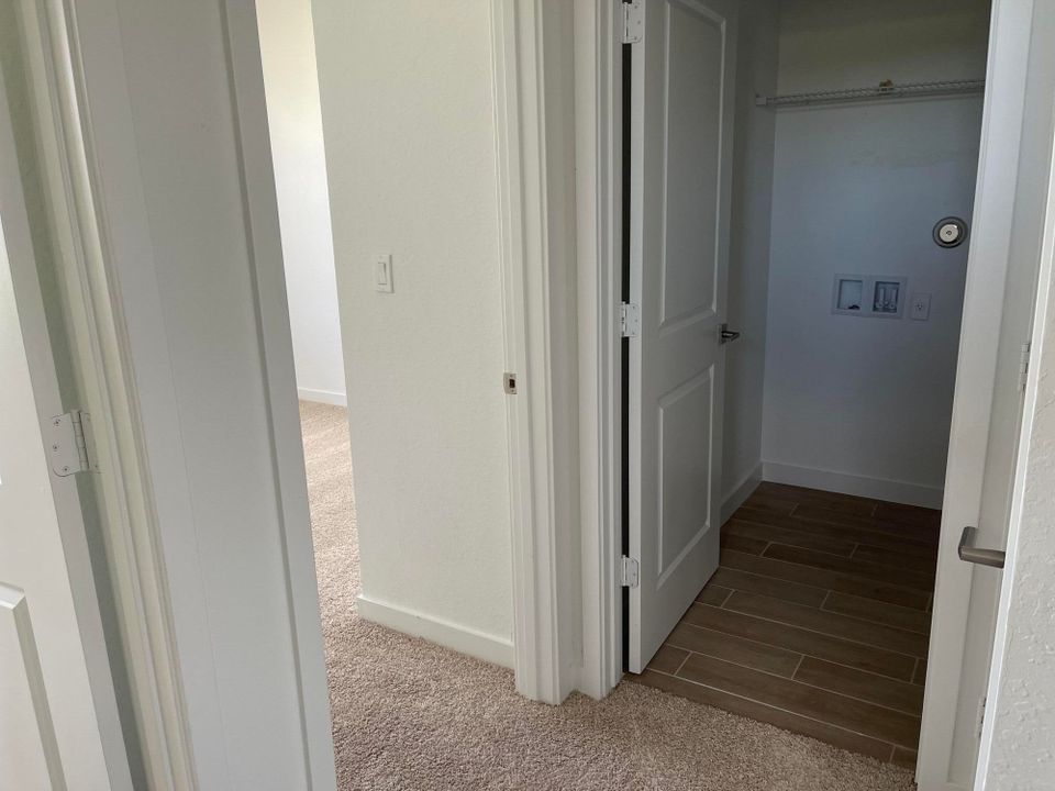 出租: $3,500 (4 贝兹, 3 浴室, 1883 平方英尺)