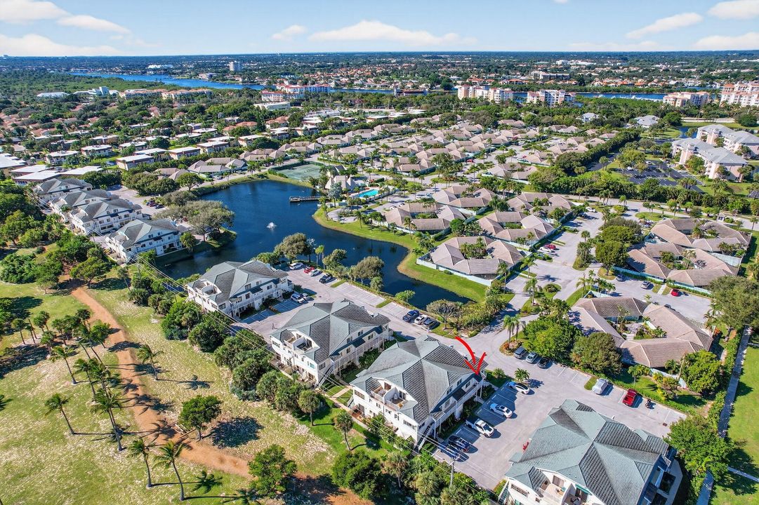 На продажу: $795,000 (3 спален, 2 ванн, 1640 Квадратных фут)