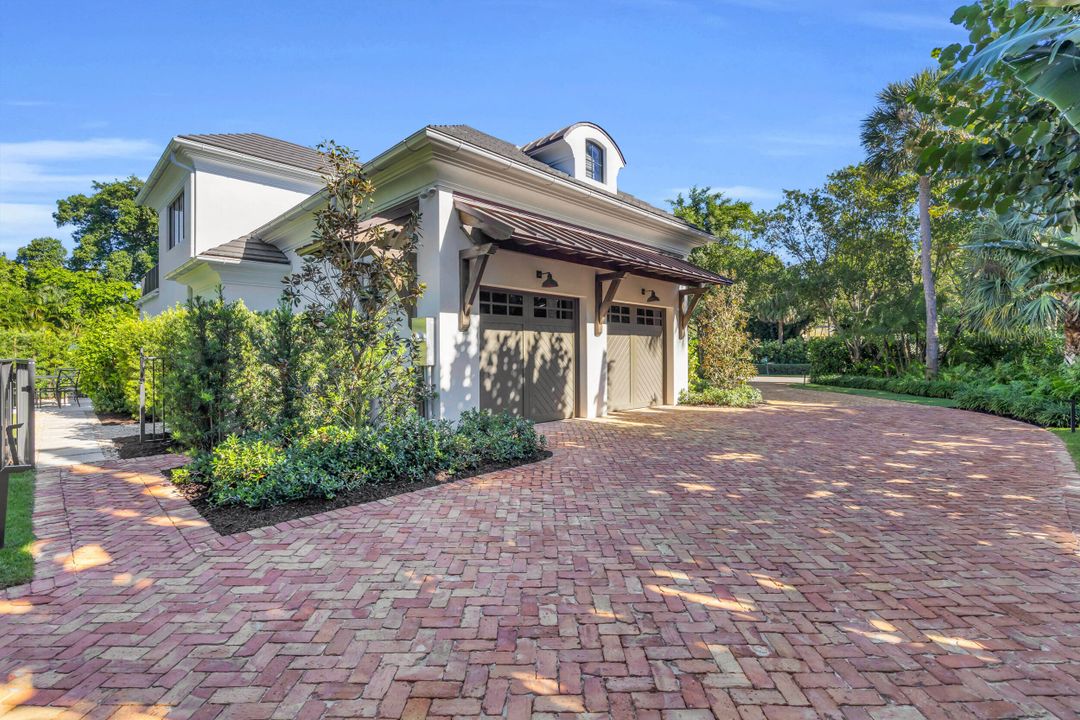 For Sale: $15,000,000 (4 beds, 3 baths, 3458 Square Feet)