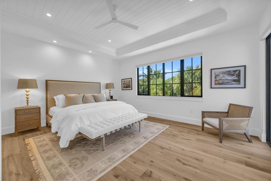 For Sale: $15,000,000 (4 beds, 3 baths, 3458 Square Feet)