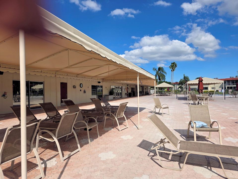 待售: $123,500 (2 贝兹, 2 浴室, 925 平方英尺)