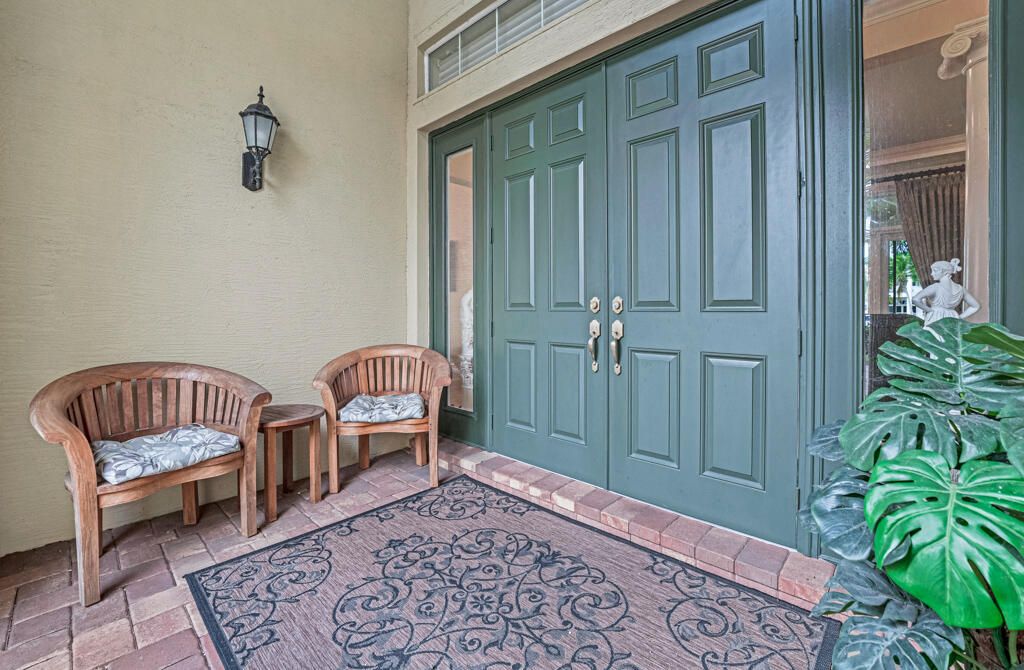 For Sale: $995,000 (3 beds, 3 baths, 3158 Square Feet)