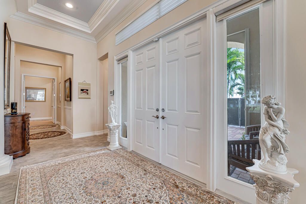 For Sale: $995,000 (3 beds, 3 baths, 3158 Square Feet)