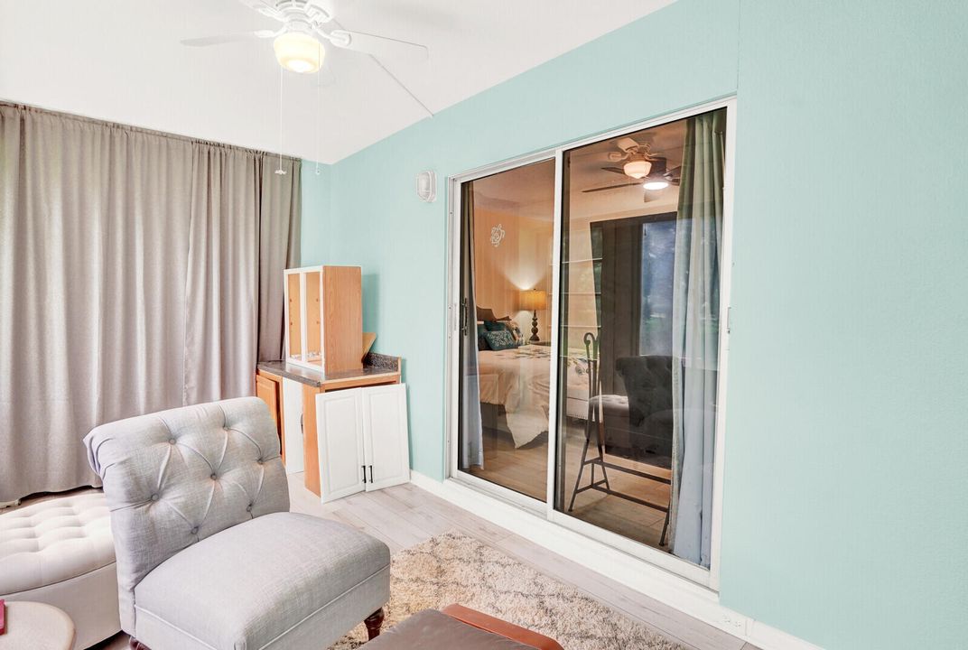 合同活跃: $1,325 (1 贝兹, 1 浴室, 700 平方英尺)