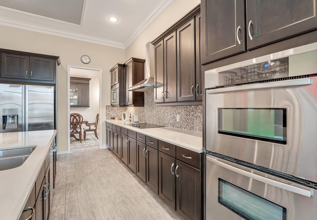 For Sale: $995,000 (3 beds, 3 baths, 3158 Square Feet)