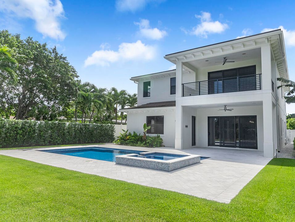 For Sale: $4,295,000 (5 beds, 4 baths, 4312 Square Feet)