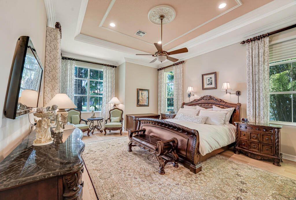 For Sale: $995,000 (3 beds, 3 baths, 3158 Square Feet)