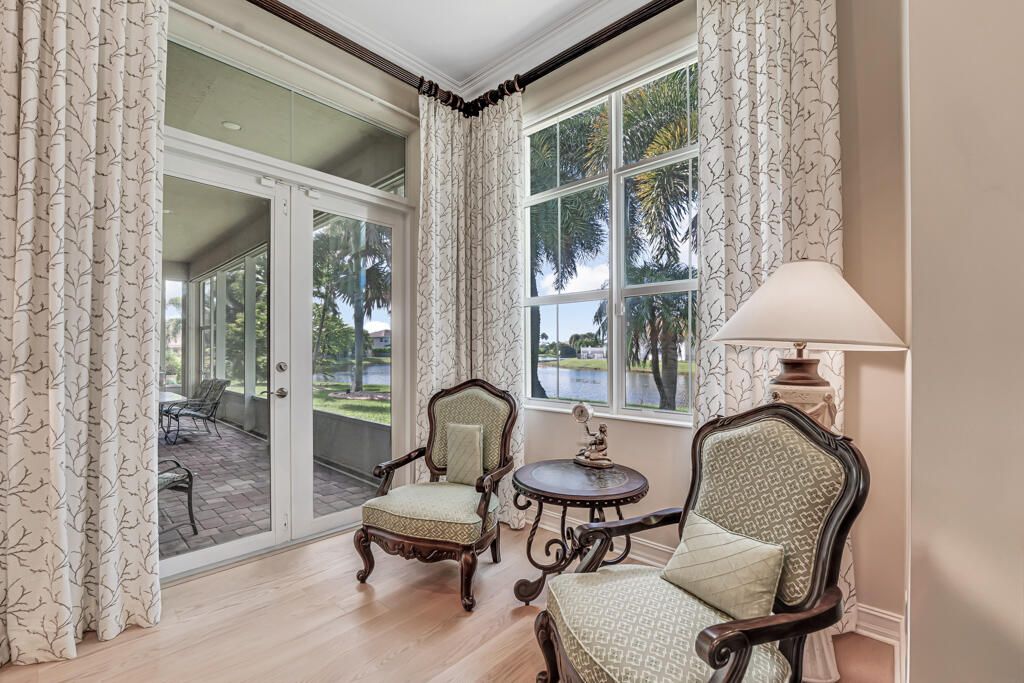 For Sale: $995,000 (3 beds, 3 baths, 3158 Square Feet)