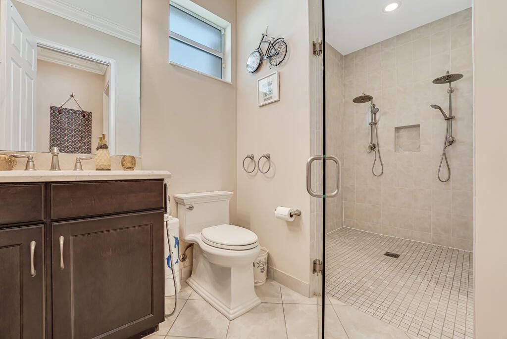 For Sale: $995,000 (3 beds, 3 baths, 3158 Square Feet)