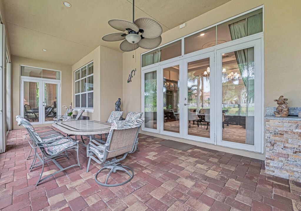 For Sale: $995,000 (3 beds, 3 baths, 3158 Square Feet)