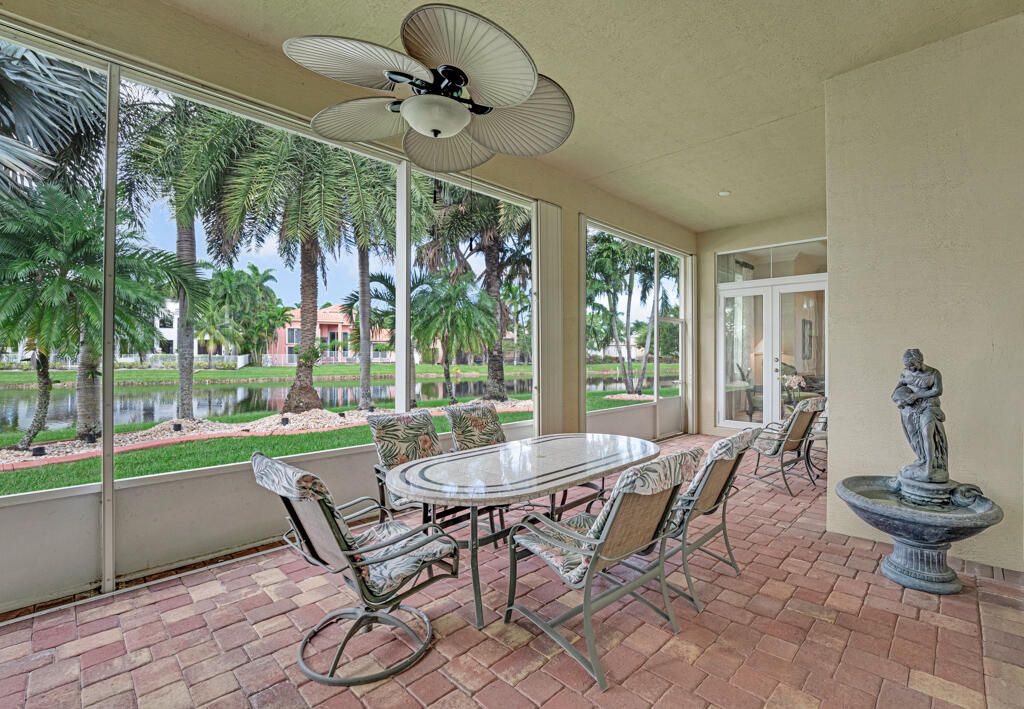 For Sale: $995,000 (3 beds, 3 baths, 3158 Square Feet)