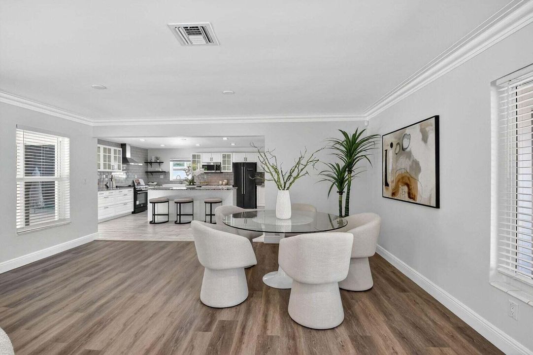 For Rent: $5,500 (3 beds, 2 baths, 2009 Square Feet)