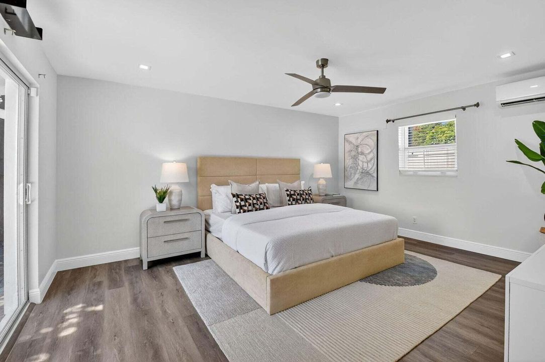 For Rent: $5,500 (3 beds, 2 baths, 2009 Square Feet)