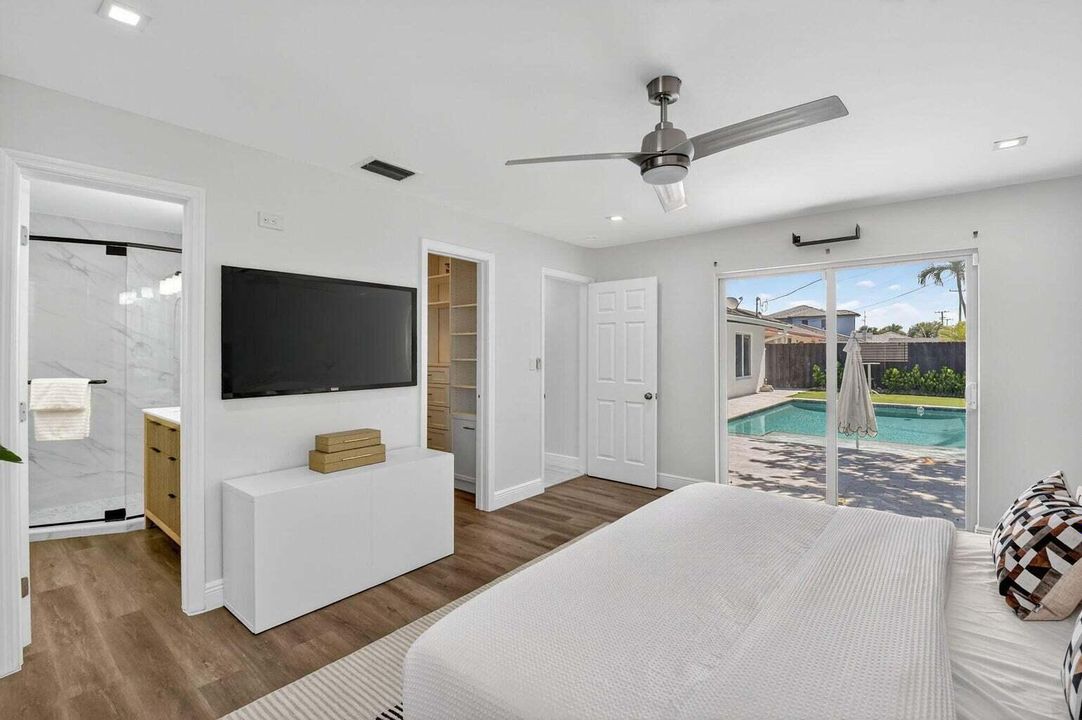 For Rent: $5,500 (3 beds, 2 baths, 2009 Square Feet)