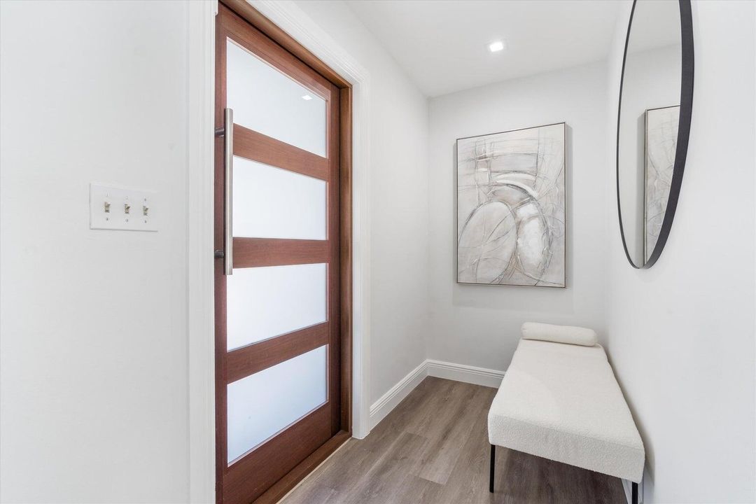 For Rent: $5,500 (3 beds, 2 baths, 2009 Square Feet)