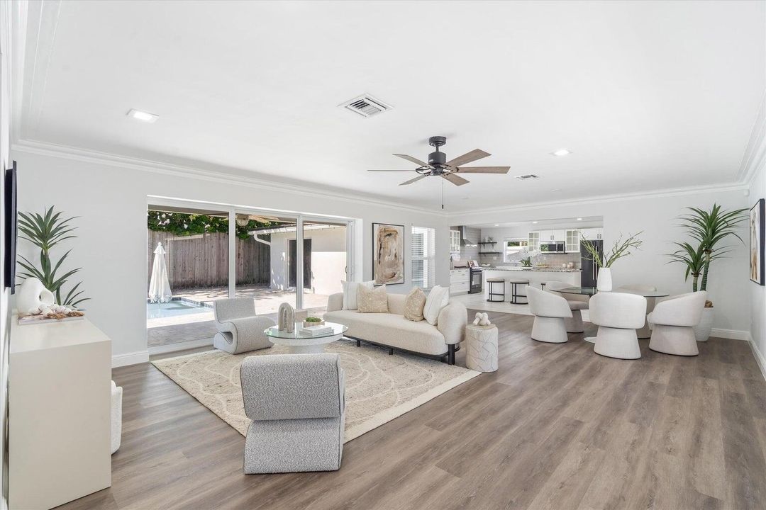 For Rent: $5,500 (3 beds, 2 baths, 2009 Square Feet)