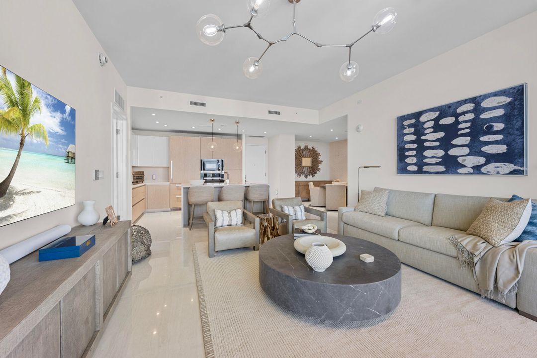 For Sale: $2,495,000 (2 beds, 2 baths, 1465 Square Feet)