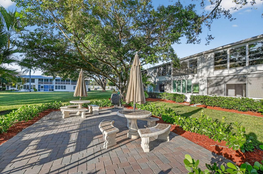 На продажу: $85,000 (1 спален, 1 ванн, 585 Квадратных фут)