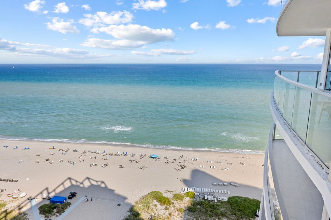 For Sale: $2,495,000 (2 beds, 2 baths, 1465 Square Feet)