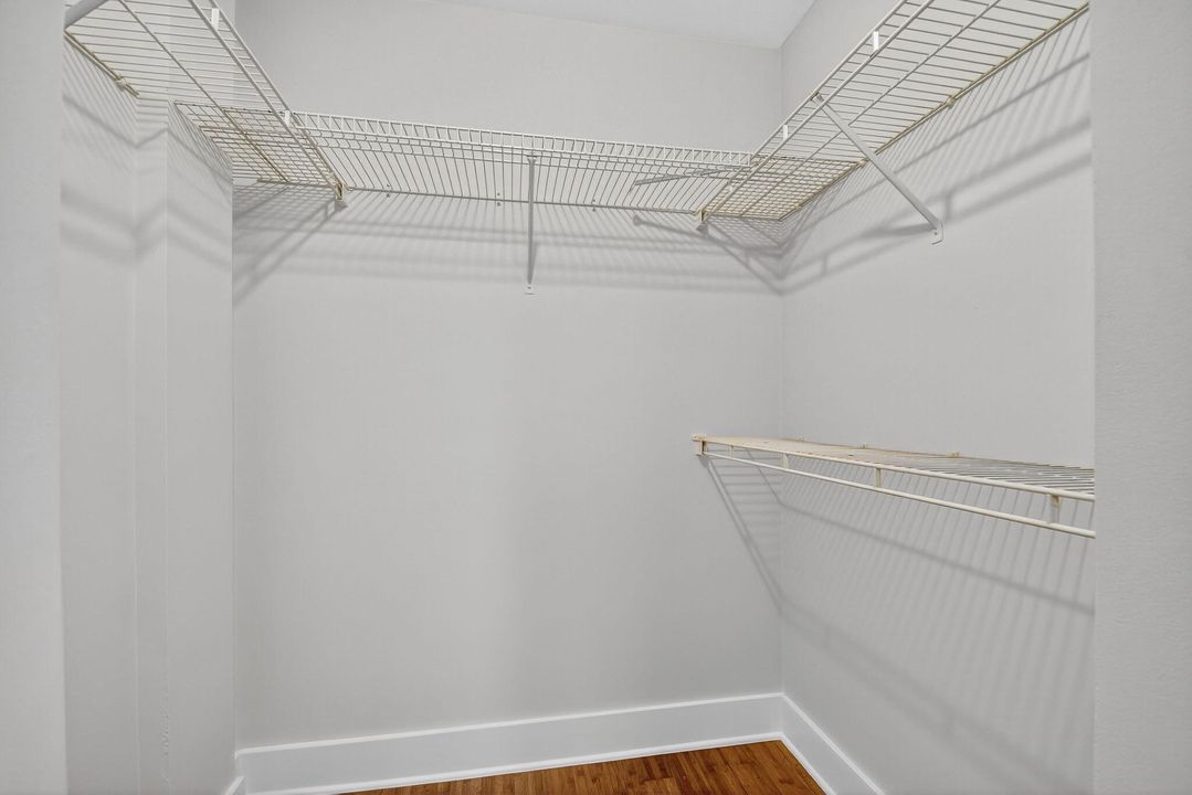 Active With Contract: $3,450 (2 beds, 2 baths, 1120 Square Feet)