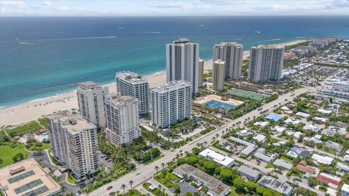 For Sale: $2,495,000 (2 beds, 2 baths, 1465 Square Feet)