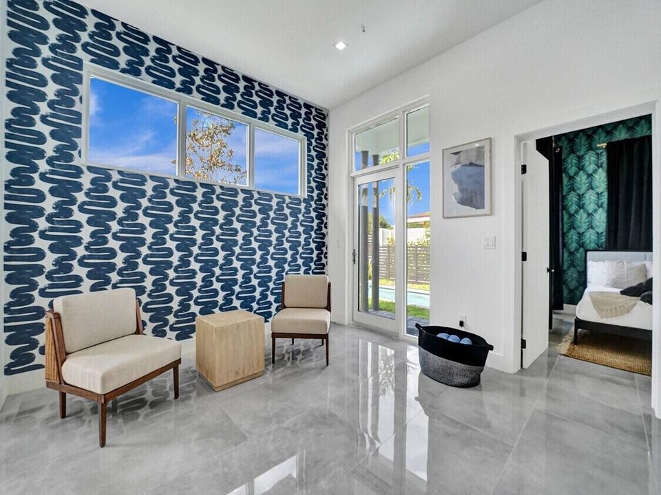 En Venta: $1,399,000 (4 camas, 3 baños, 2405 Pies cuadrados)