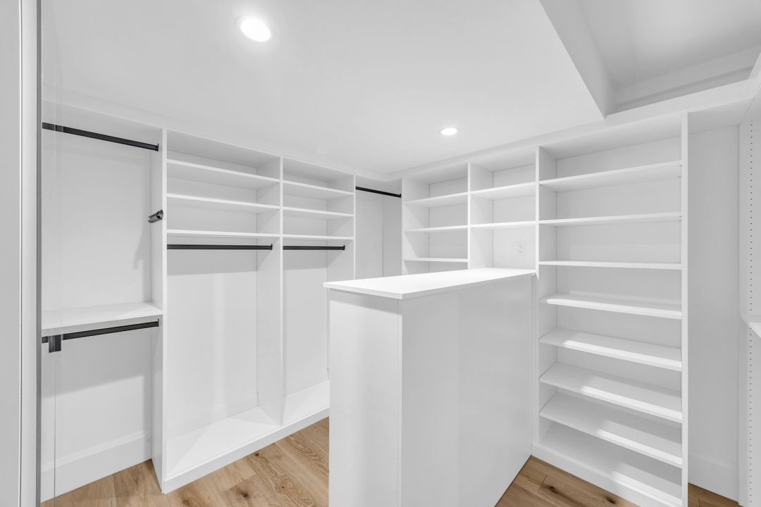 For Sale: $15,000,000 (4 beds, 3 baths, 3458 Square Feet)