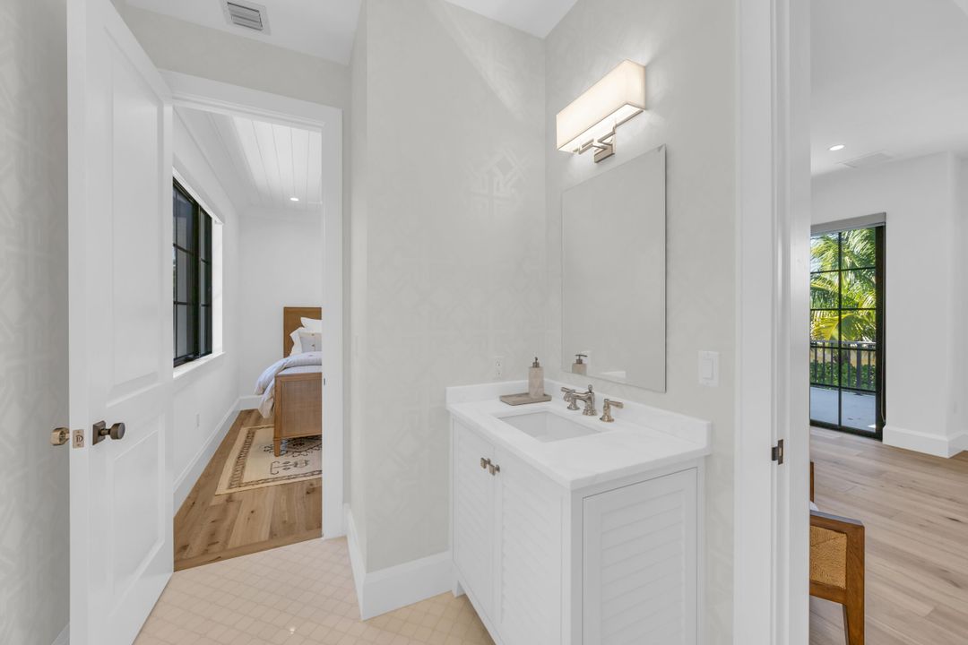 For Sale: $15,000,000 (4 beds, 3 baths, 3458 Square Feet)