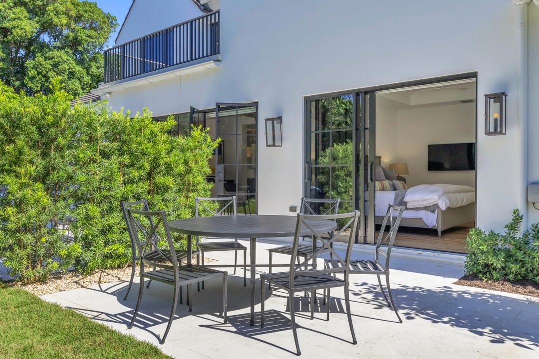 For Sale: $15,000,000 (4 beds, 3 baths, 3458 Square Feet)