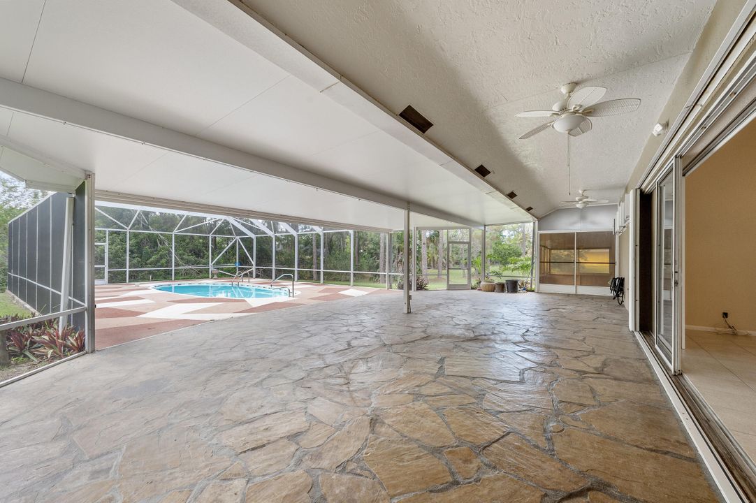 For Sale: $729,000 (3 beds, 2 baths, 2782 Square Feet)