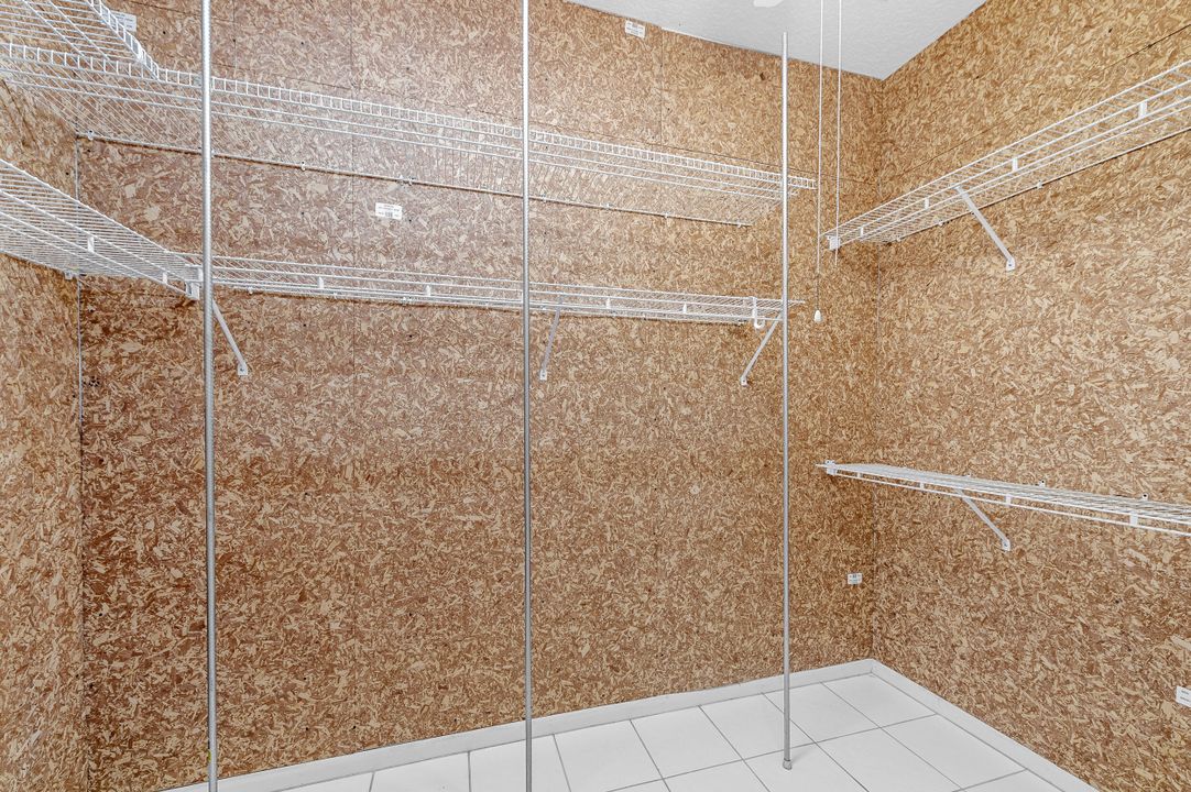 For Sale: $729,000 (3 beds, 2 baths, 2782 Square Feet)