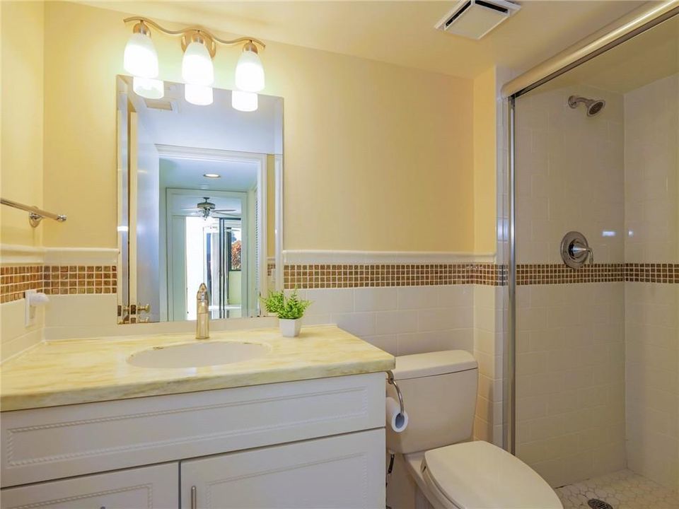 For Rent: $3,400 (2 beds, 2 baths, 1900 Square Feet)