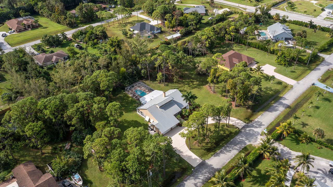 For Sale: $729,000 (3 beds, 2 baths, 2782 Square Feet)