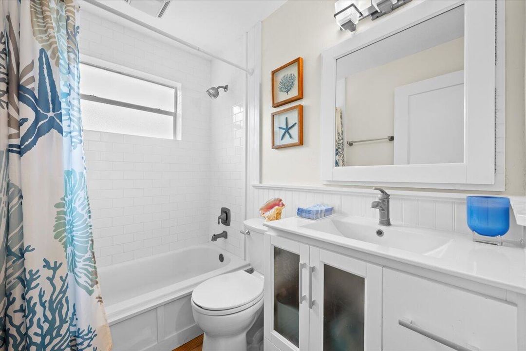 На продажу: $3,890,000 (3 спален, 2 ванн, 1702 Квадратных фут)