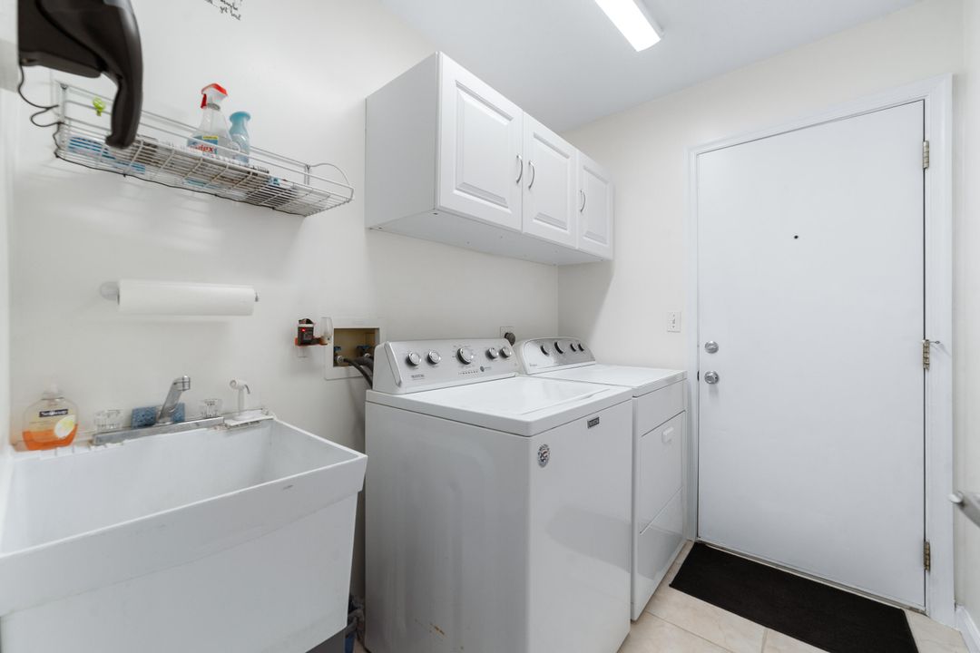 For Sale: $749,900 (3 beds, 2 baths, 2082 Square Feet)