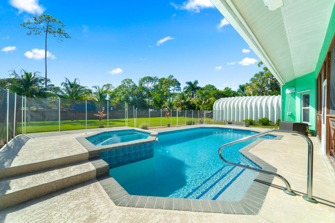 For Sale: $749,900 (3 beds, 2 baths, 2082 Square Feet)