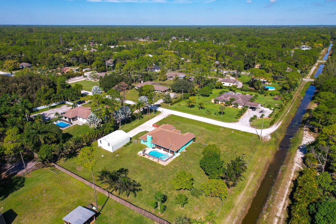 For Sale: $749,900 (3 beds, 2 baths, 2082 Square Feet)