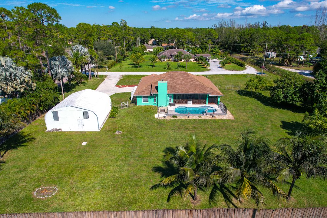 For Sale: $749,900 (3 beds, 2 baths, 2082 Square Feet)