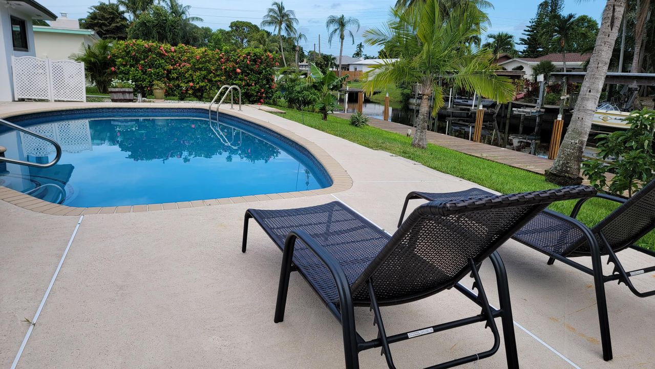 Activo con contrato: $5,400 (3 camas, 2 baños, 1609 Pies cuadrados)