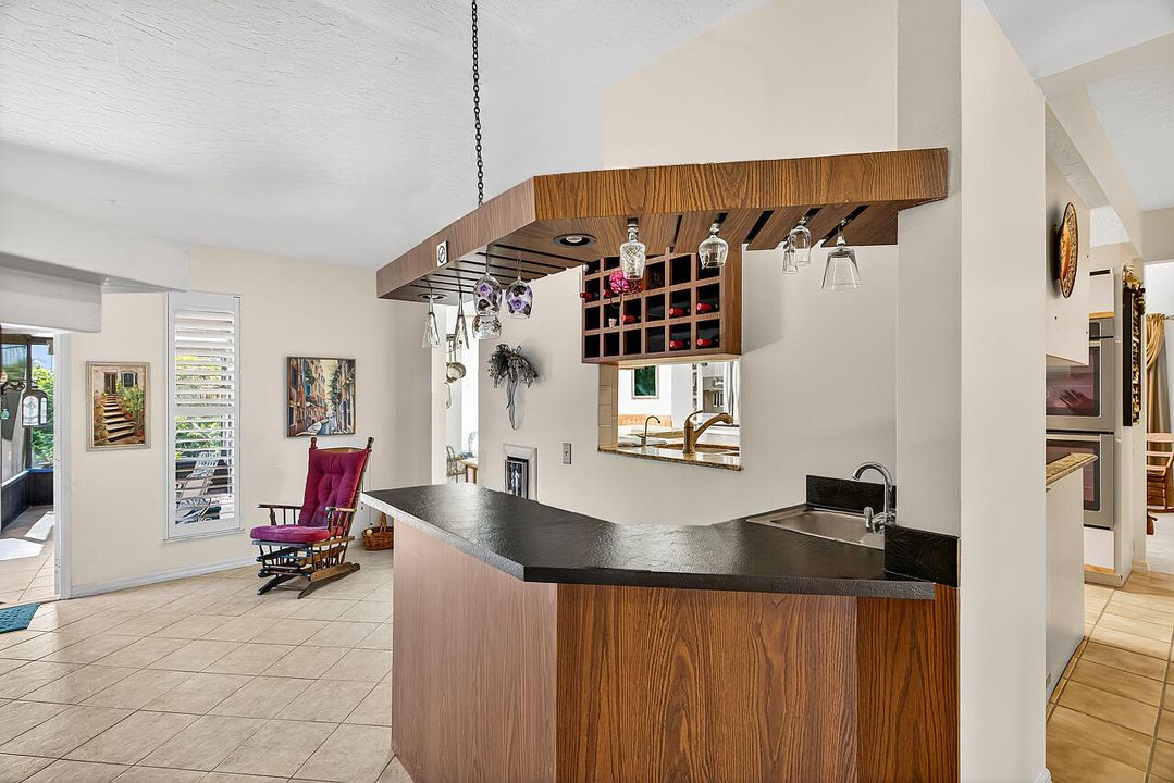 For Sale: $445,000 (3 beds, 2 baths, 2062 Square Feet)