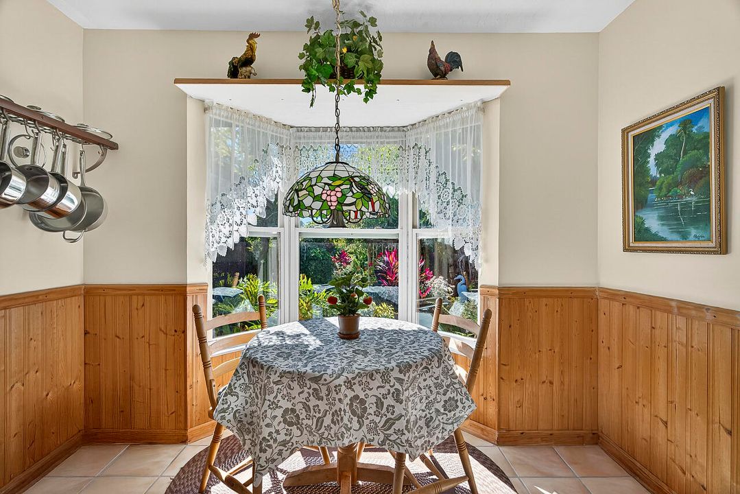 For Sale: $445,000 (3 beds, 2 baths, 2062 Square Feet)