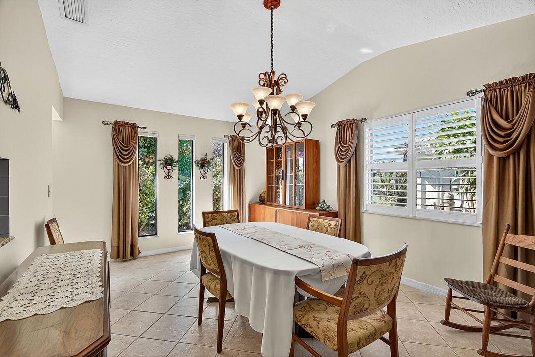 For Sale: $445,000 (3 beds, 2 baths, 2062 Square Feet)