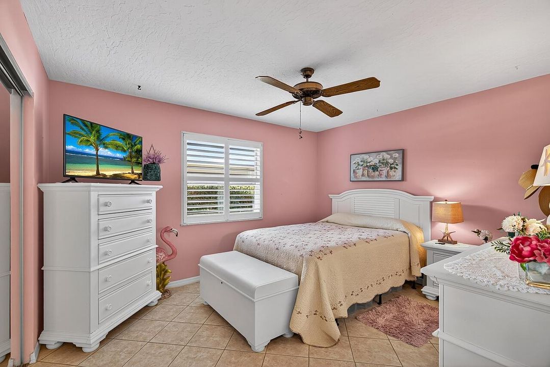 For Sale: $445,000 (3 beds, 2 baths, 2062 Square Feet)