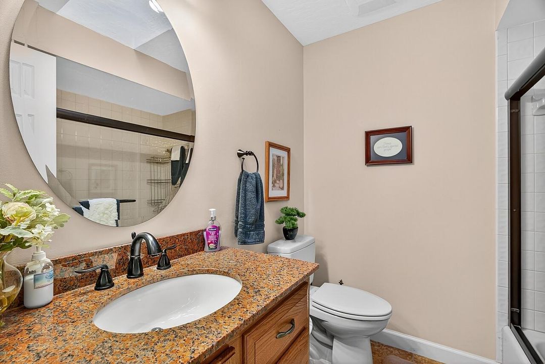 For Sale: $445,000 (3 beds, 2 baths, 2062 Square Feet)