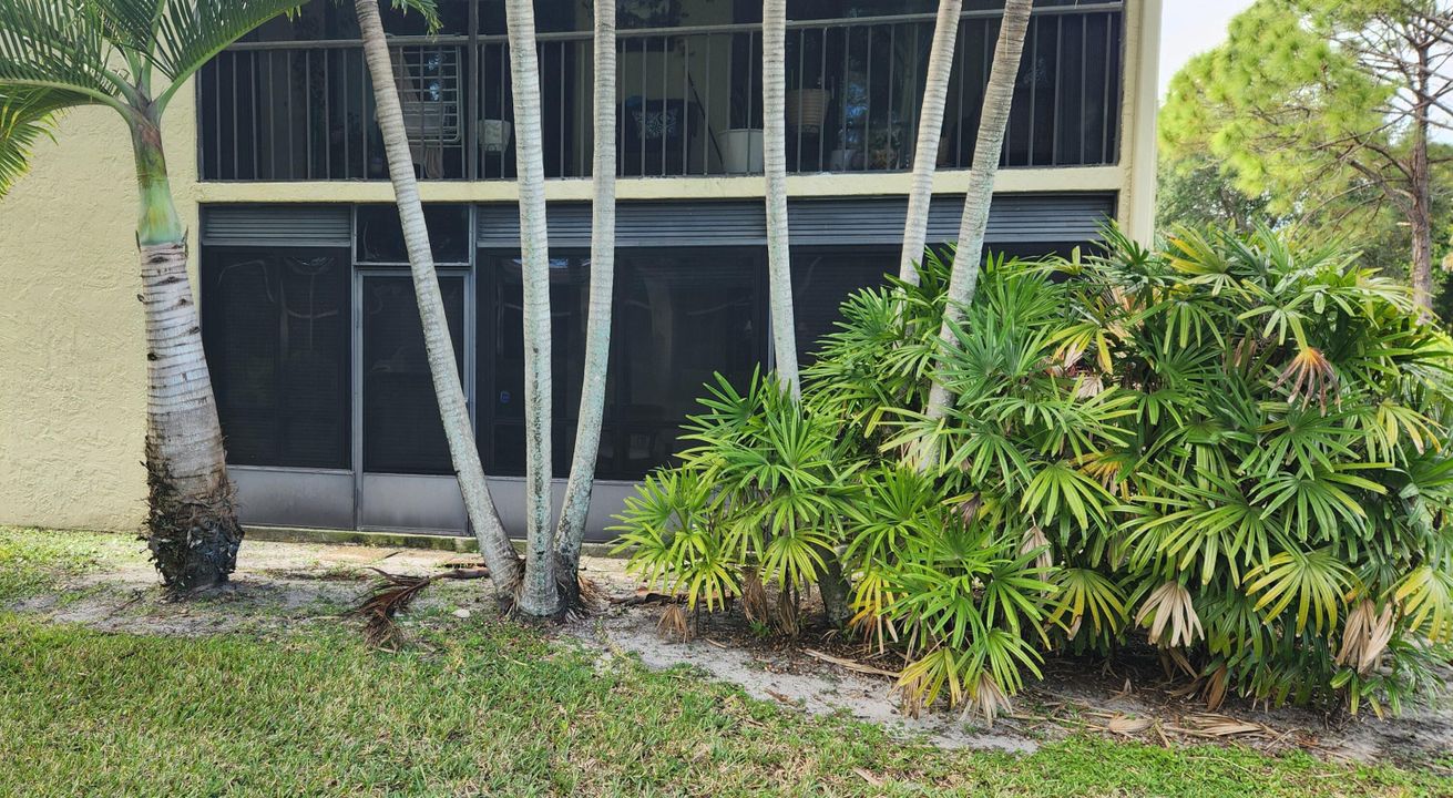 待售: $183,900 (2 贝兹, 2 浴室, 1360 平方英尺)