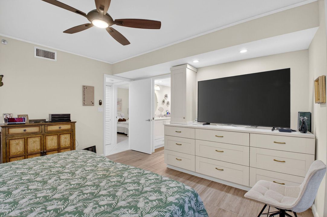 For Sale: $254,900 (2 beds, 2 baths, 1415 Square Feet)