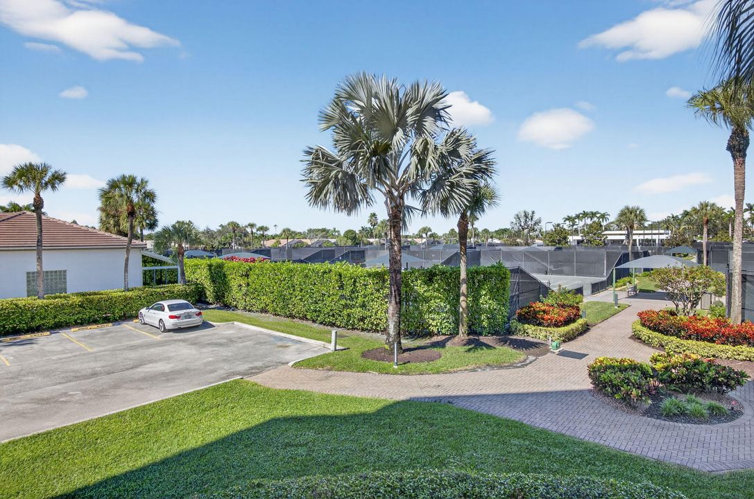 For Sale: $254,900 (2 beds, 2 baths, 1415 Square Feet)