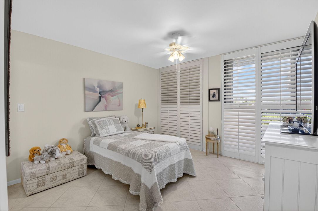 For Sale: $254,900 (2 beds, 2 baths, 1415 Square Feet)