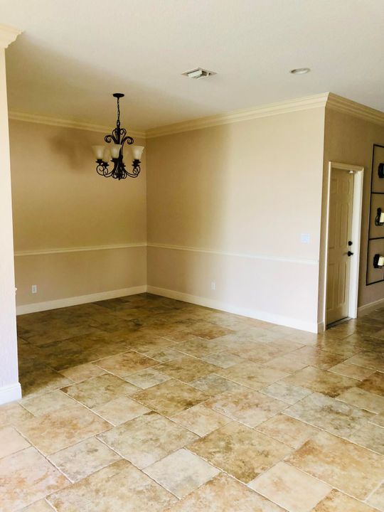 В аренду: $2,600 (3 спален, 2 ванн, 1788 Квадратных фут)